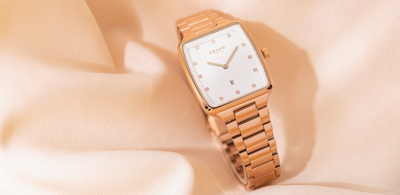 Link bracelet watch collection made of stainless steel that features svarovski diamonds