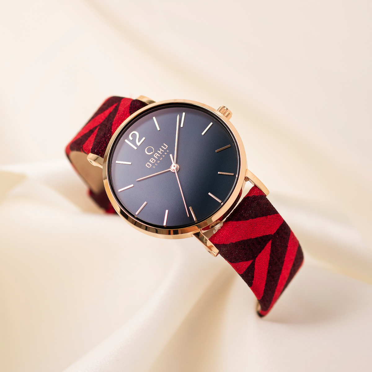 red watch strap pattern